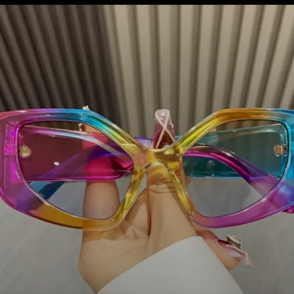 Colorful Oversized Cat Eye Sunglasses NWT